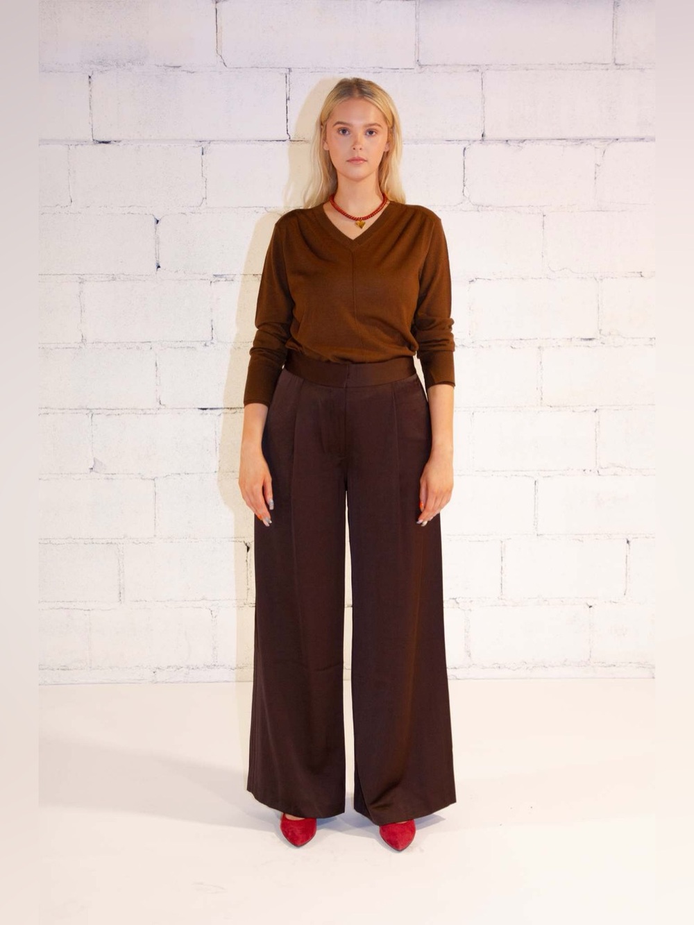 Merino Wool Bayley V Neck 
Sweater Chocolate Brown Medium